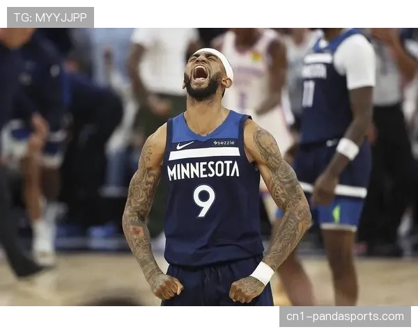 老鹰22分大逆转太阳 末节47分创赛季新高